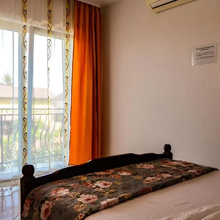 Roman Costinesti Pensión 4*