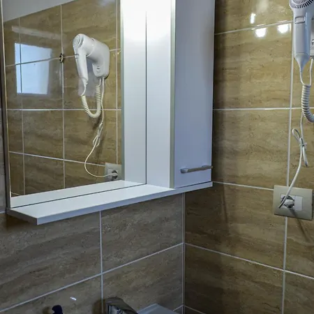 Roman Costinesti Pensión Costinesti