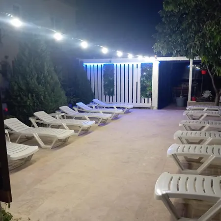 Roman Costinesti Pensión 4*